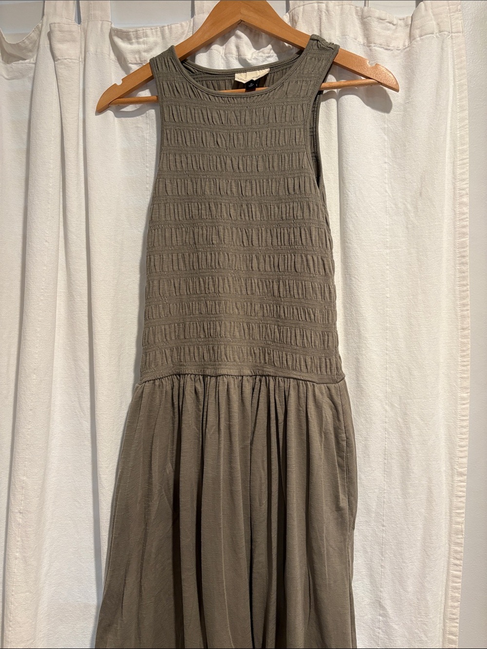 Universal Thread Size Medium Sleeveless Smocked Waist Olive Green Maxi Dress - Picture 5 of 9
